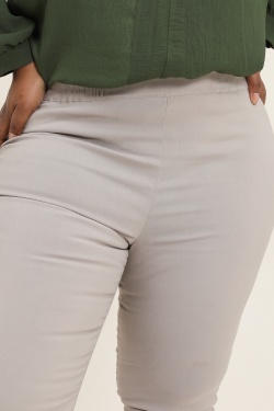 686-JEAN