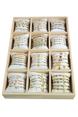 3633-11 Lot de 63 bracelets dorés en acier inoxydable avec présentoir en bois-MULTICOULEUR
