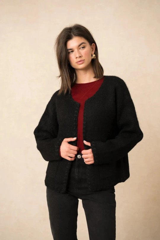 YP2118-NOIR