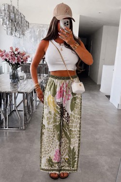 688tropical-ROSE