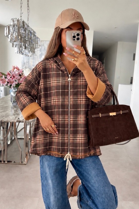 13767CARREAUX-MARRON