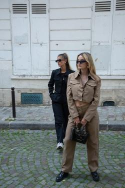 8697-TAUPE