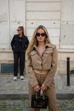 8697-TAUPE