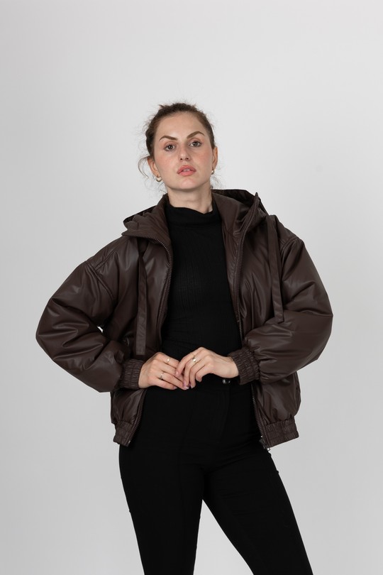 8761-MARRON