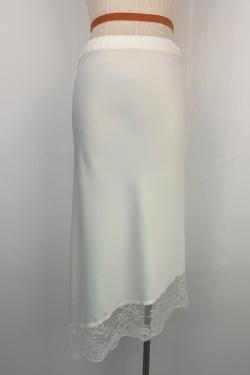 07-3674-BLANC