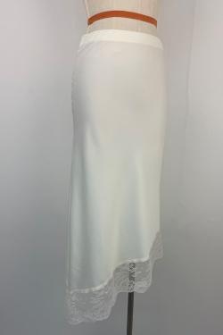 07-3674-BLANC