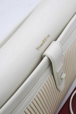 24B-5905-BLANC