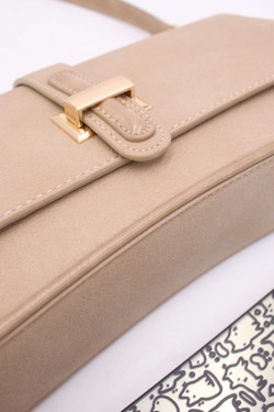 25B-6379-MARRON