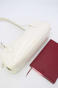25P-6382-ROUGE