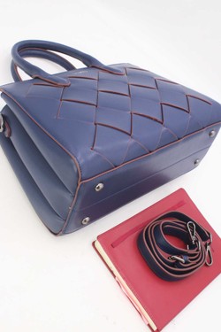 25B-6398-BLEU