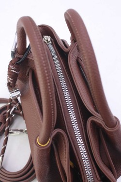 25P--6167-ROUGE