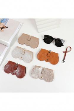 B032-CAMEL