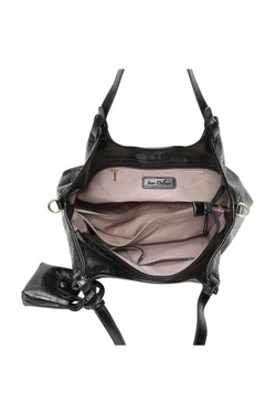 1685649-CAMEL