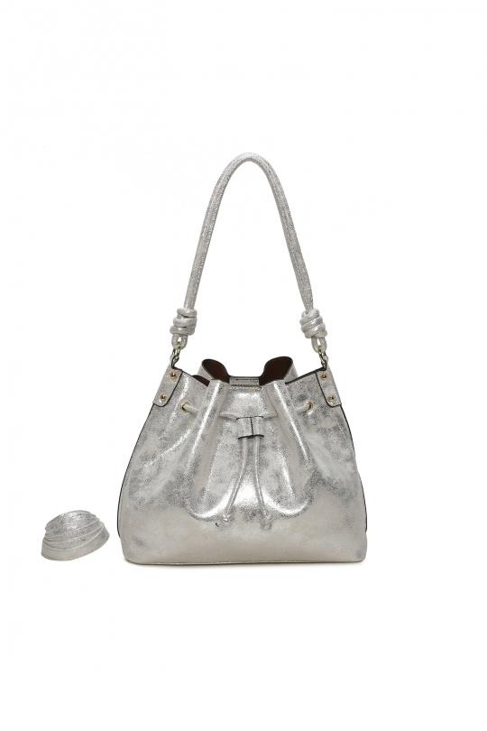 1685328A-BLANC
