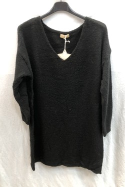 21807_RobePullV-NOIR