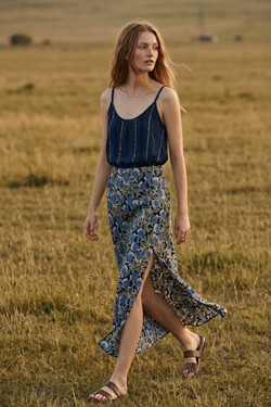 22273_TopSurpiqure-BLEU MARINE
