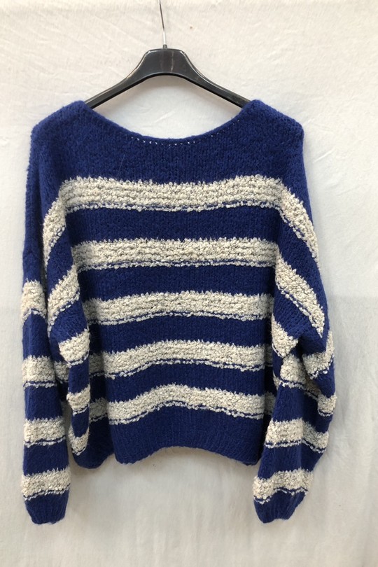 30561_PullRayeBOUCLE-BLEU ROI
