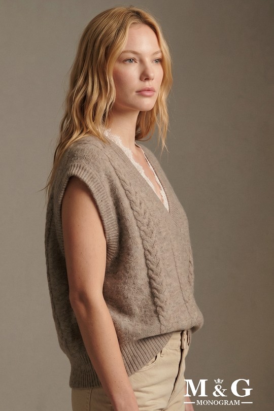 MG 3781-TAUPE