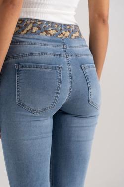 H4617--JEAN