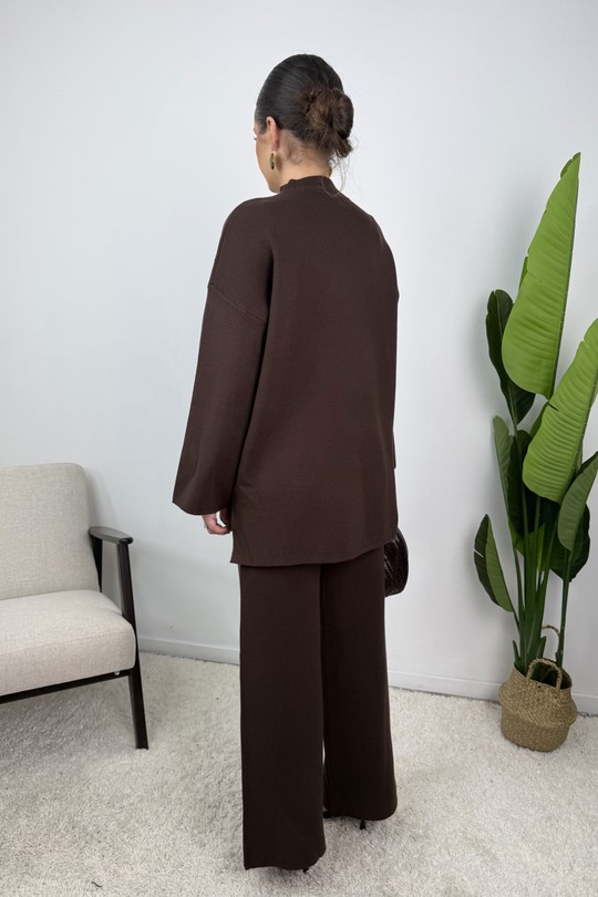 AJ272 Ensemble Jade – Maille à boutons dorés-MARRON FONCÉ