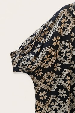 G03382 MELIANA-NOIR