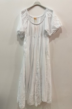 858721-ECRU