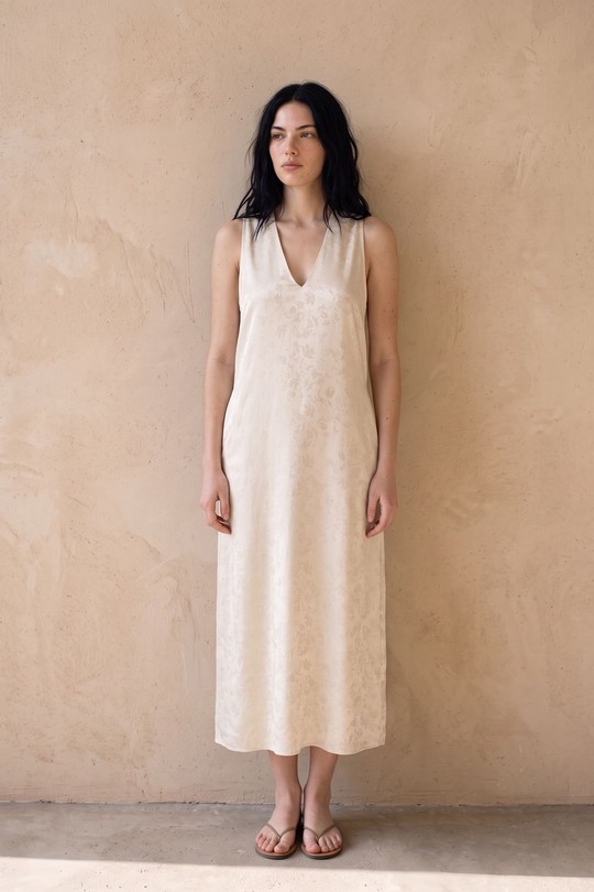 DK-03-p6-BEIGE