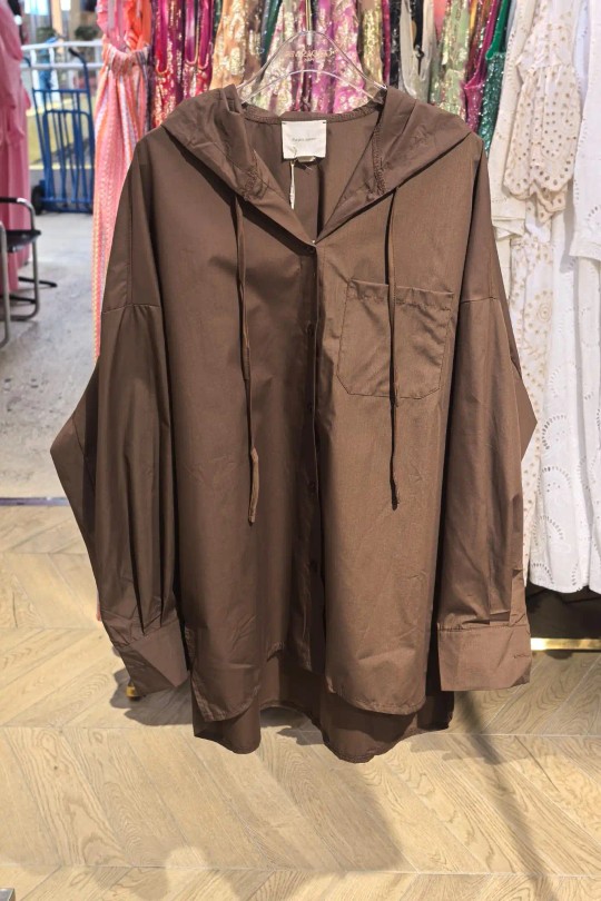 whaat chemise