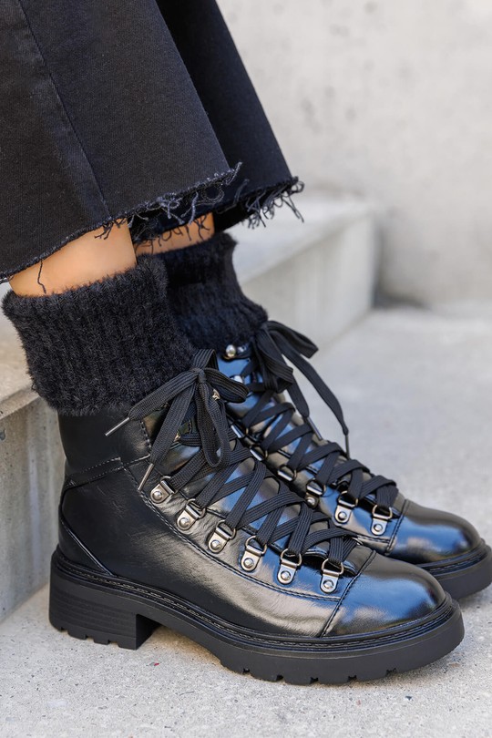 9579-NOIR