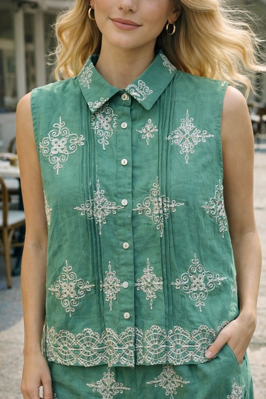 C11043-VERT