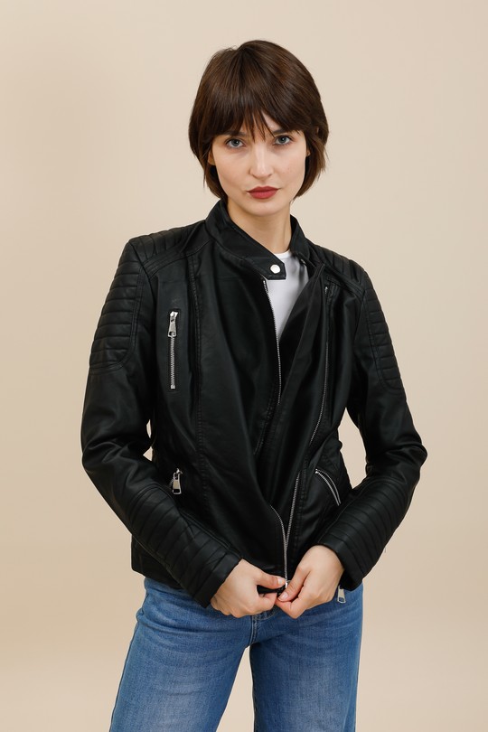 K102/-NOIR