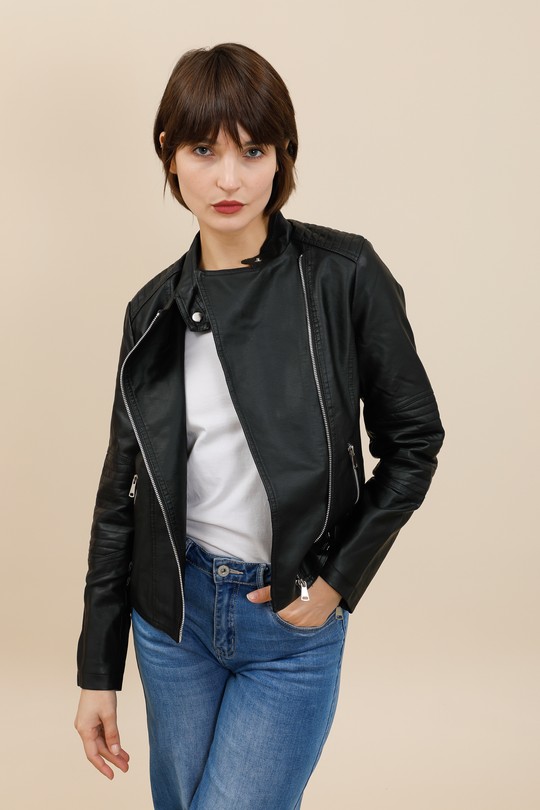 TR218/-NOIR