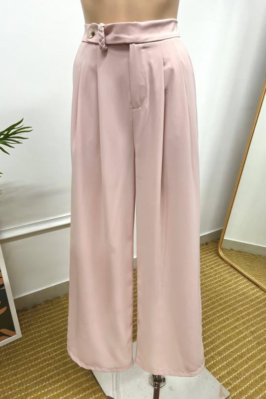 ASD95820-MEREDITH-ROSE