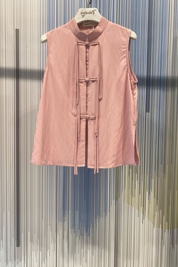 RM957.TOP-VERT