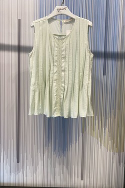 RM968.TOP-VERT