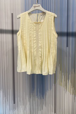 RM968.TOP-VERT