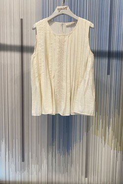 RM968.TOP-VERT