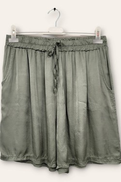 6536 SATIN-NOIR