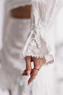 606300-BLANC