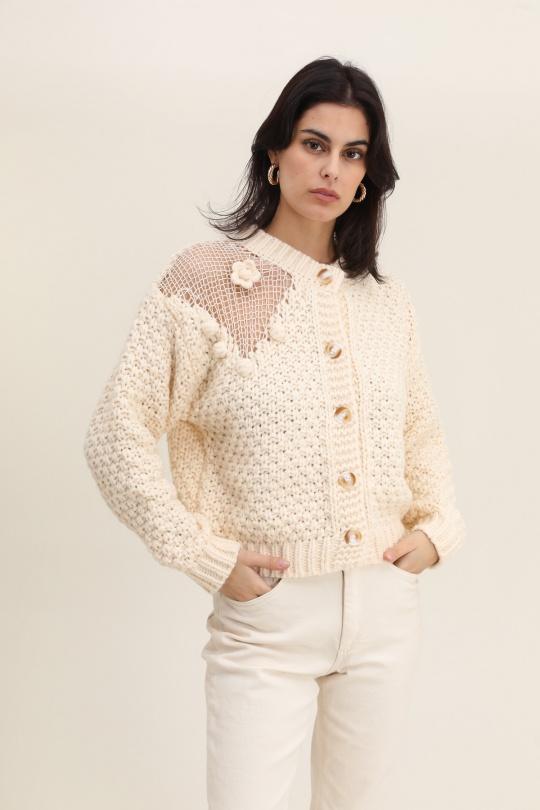 D5022-ECRU