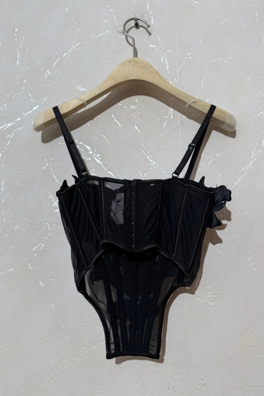 JM22806-NOIR