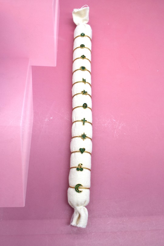BAC235760-VERT