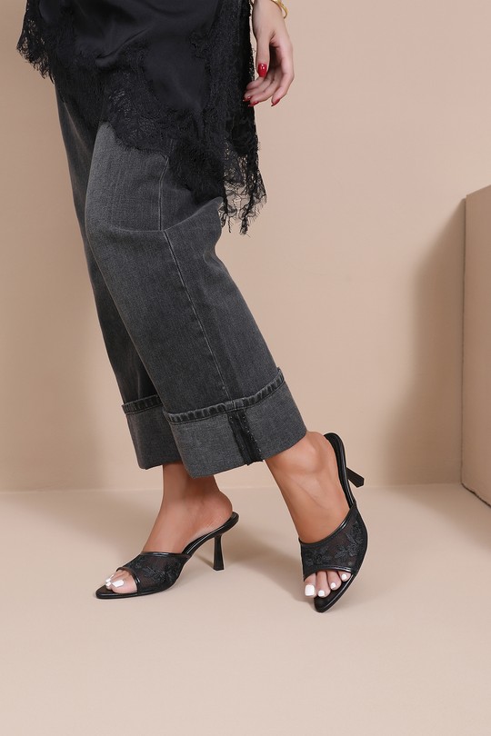 H8-1302A-NOIR