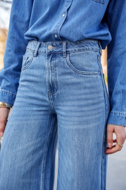 D2005-JEAN