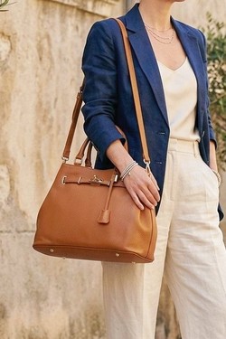 C0136-CAMEL