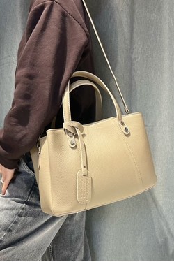 C106162-CAMEL