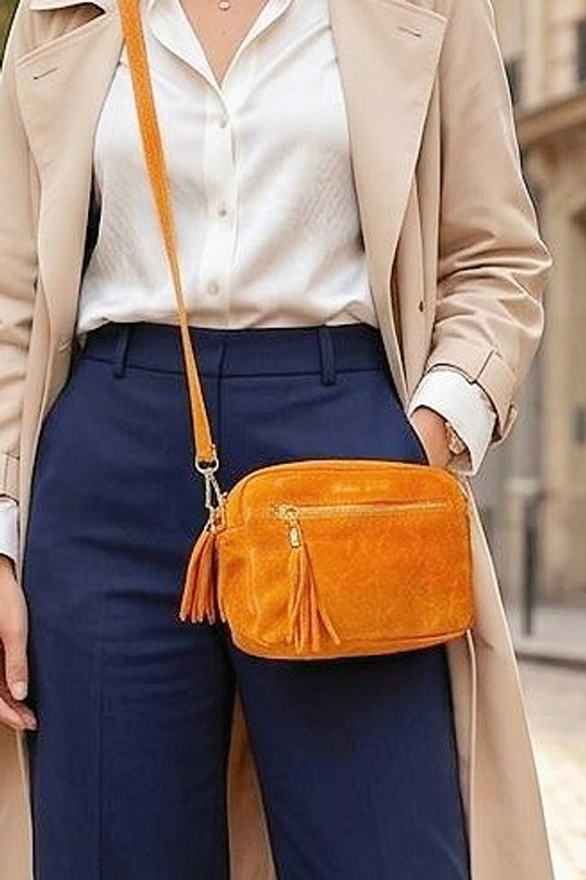 C204605-ORANGE