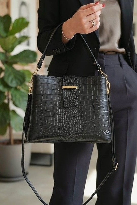 C0862-NOIR