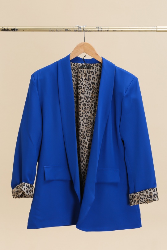 2002-BLEU ROYAL