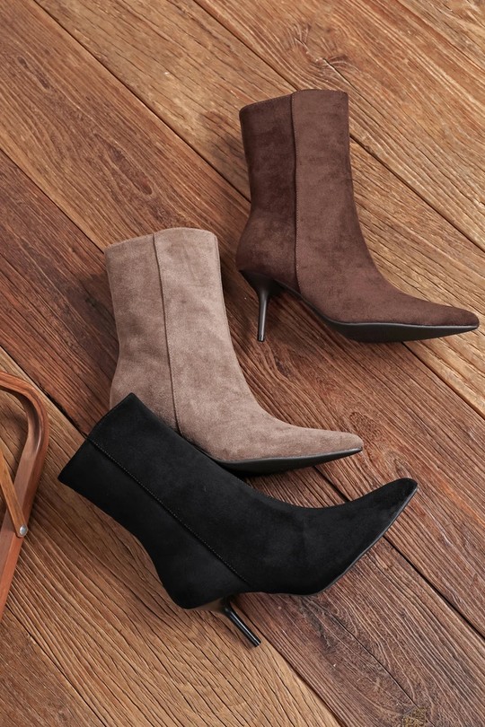 Y2562-NOIR